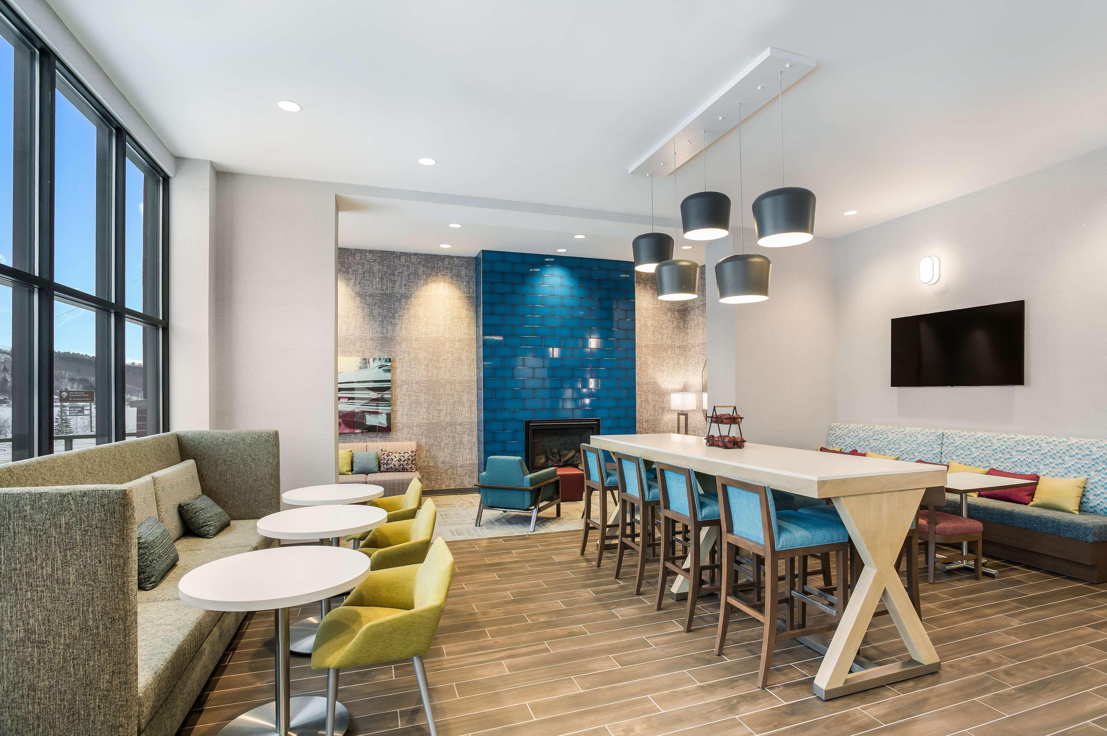 Hampton Inn & Suites Гоутон Екстер'єр фото