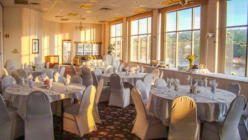 Hampton Inn & Suites Гоутон Ресторан фото