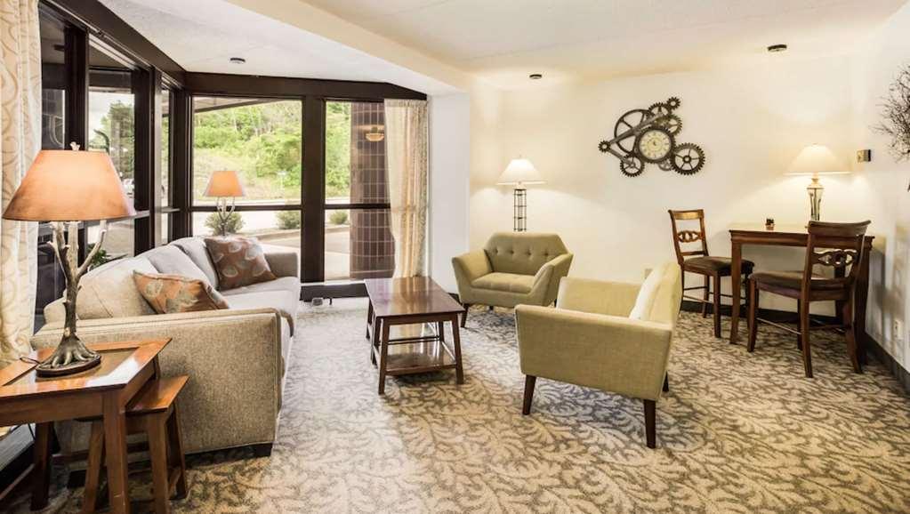 Hampton Inn & Suites Гоутон Інтер'єр фото
